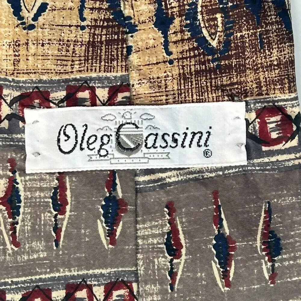 Oleg Cassini Vintage Abstract Print Mens Neck Tie Red Grey 100% Silk USA